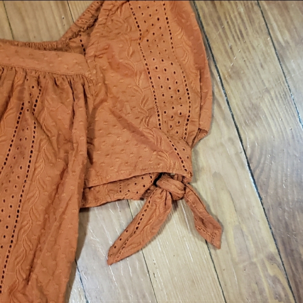 NEW Universal Thread Size xs Women's top - Picture 2 of 8